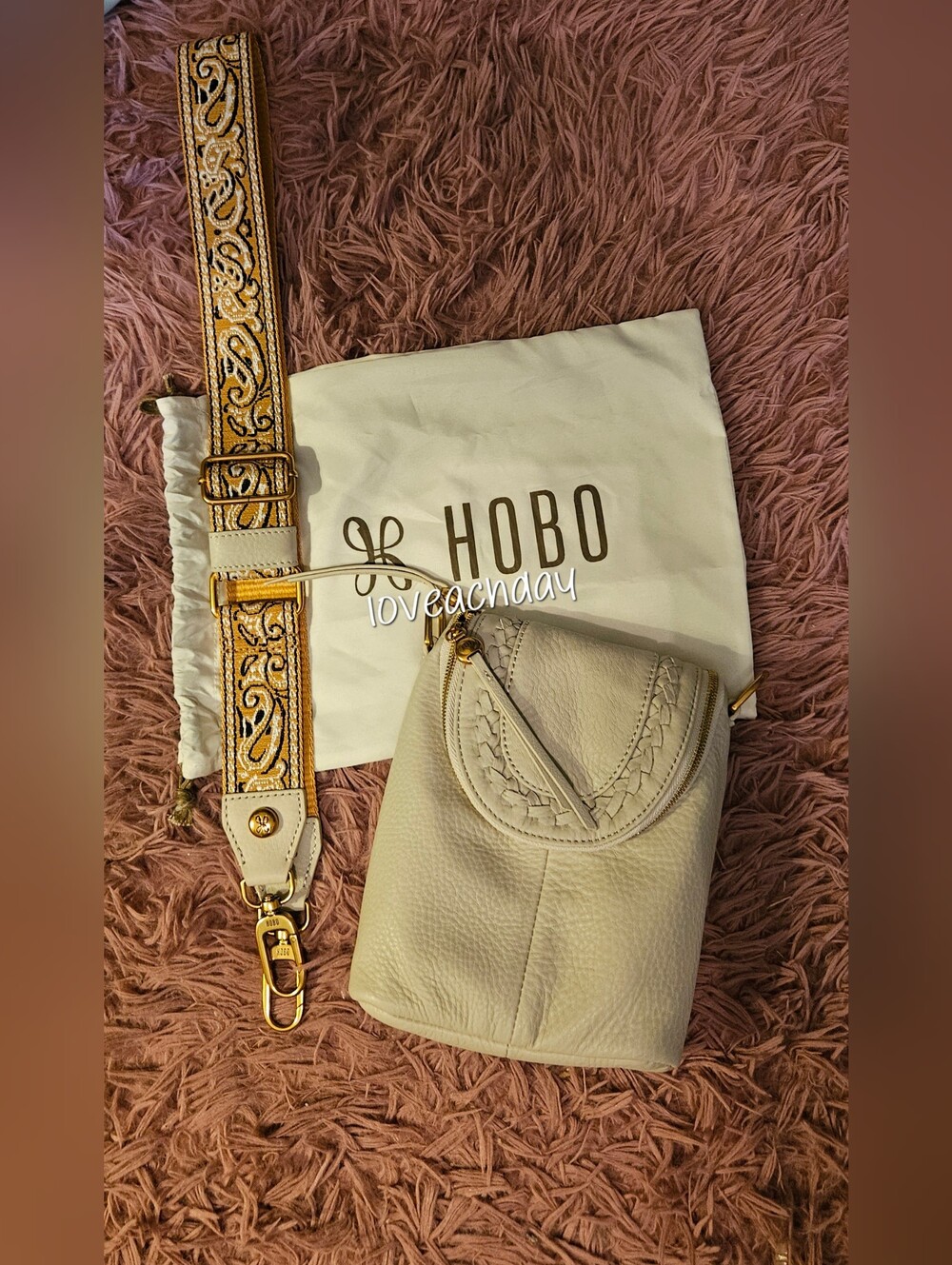 HOBO✨️Cream Leather Mini Bag with Decorative HOBO Yellow Strap